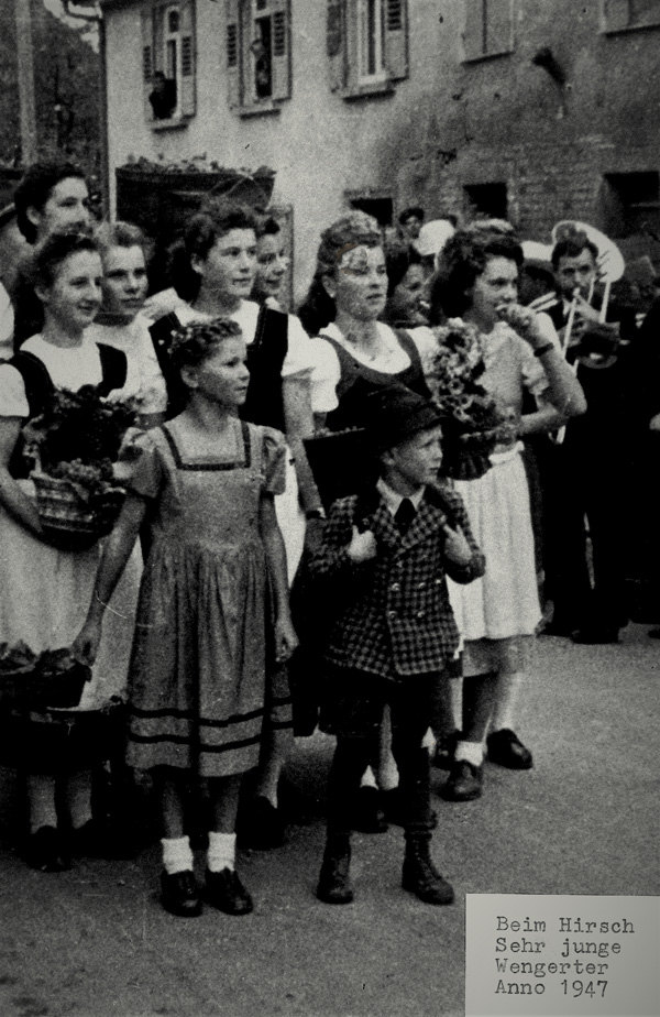 Junge Wengerter beim Hirsch 1947